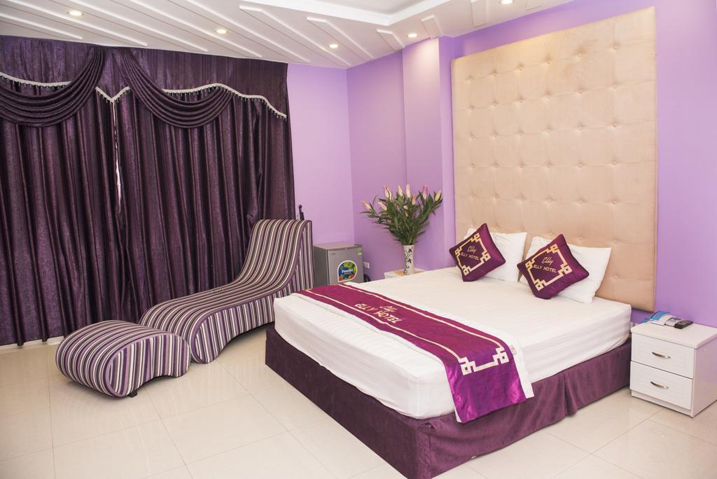 Elly Hotel Hanoi Exteriör bild