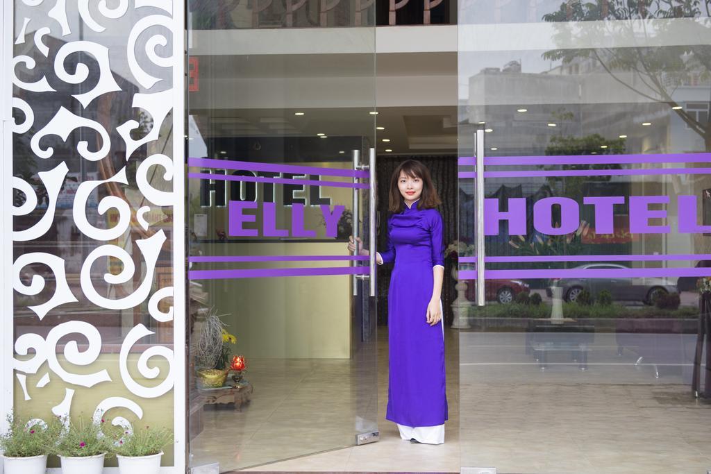 Elly Hotel Hanoi Exteriör bild