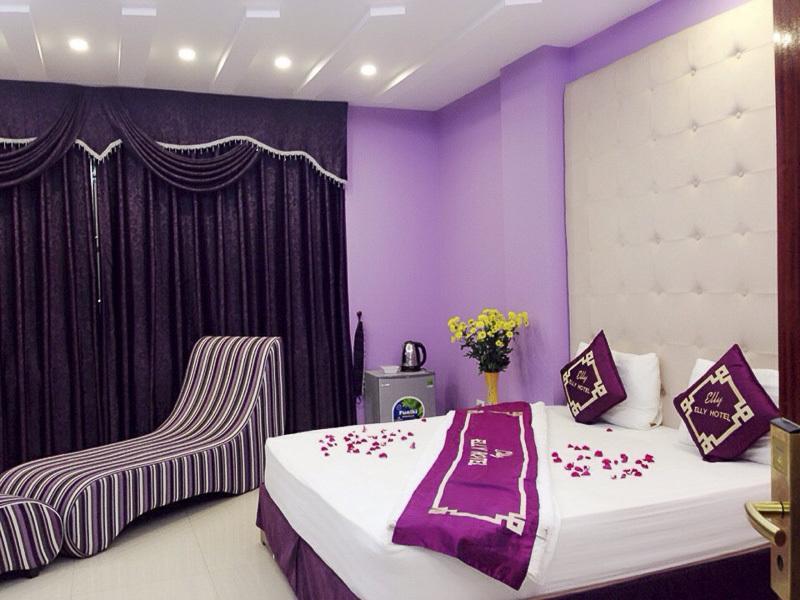 Elly Hotel Hanoi Exteriör bild