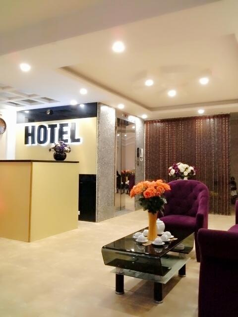 Elly Hotel Hanoi Exteriör bild