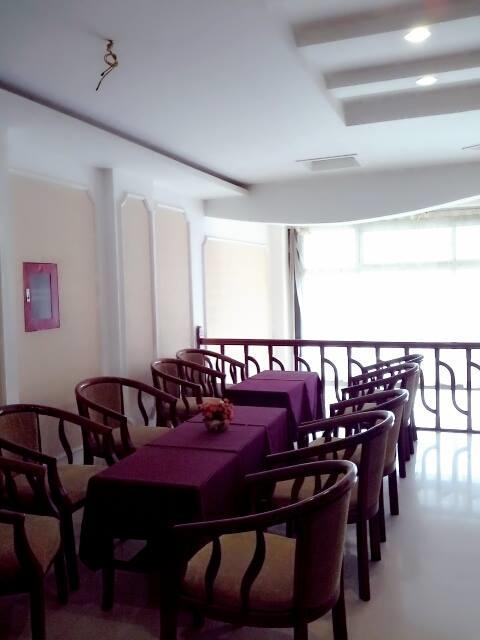 Elly Hotel Hanoi Exteriör bild