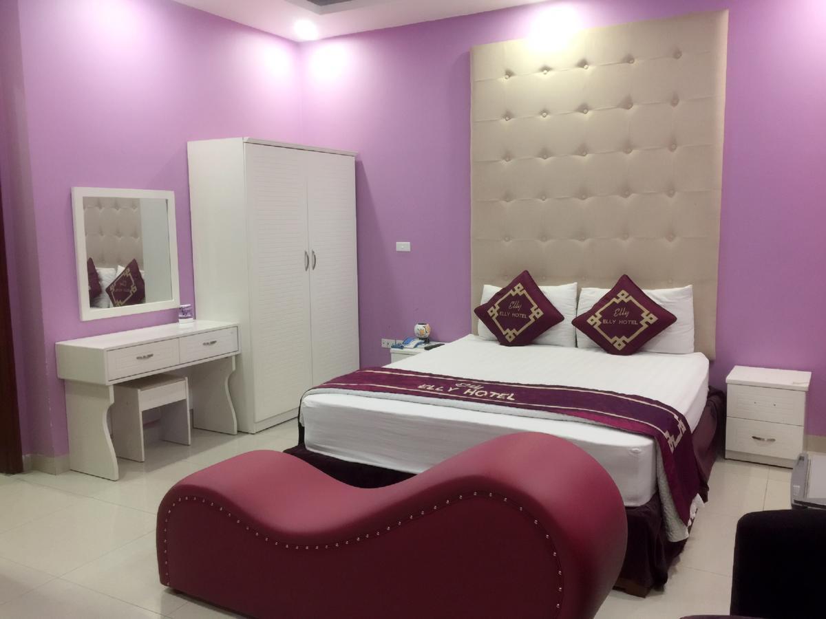 Elly Hotel Hanoi Exteriör bild